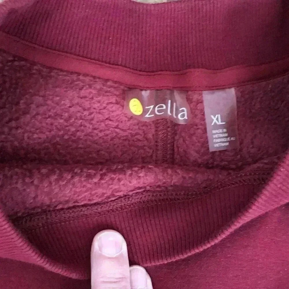 Zella Maroon Sweatshirt Size XL Nola High Low - Picture 3 of 5